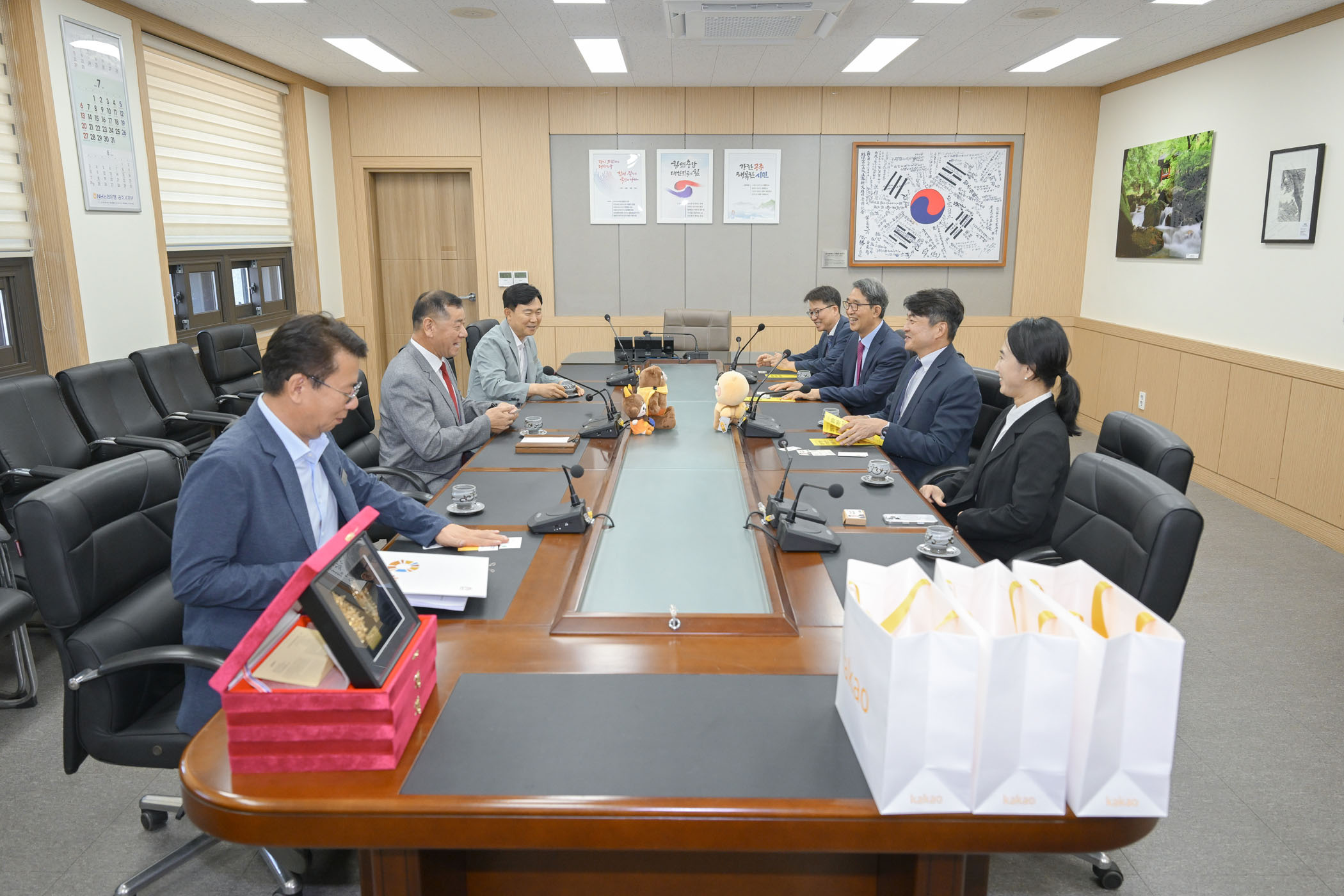 2025년 7월 11일 지역상권 디지털 전환 지원 업무협약식-카카오-상인회 [대... 이미지