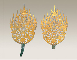 Queen Muryeong's gold crown ceremony(National Treasure No. 155)