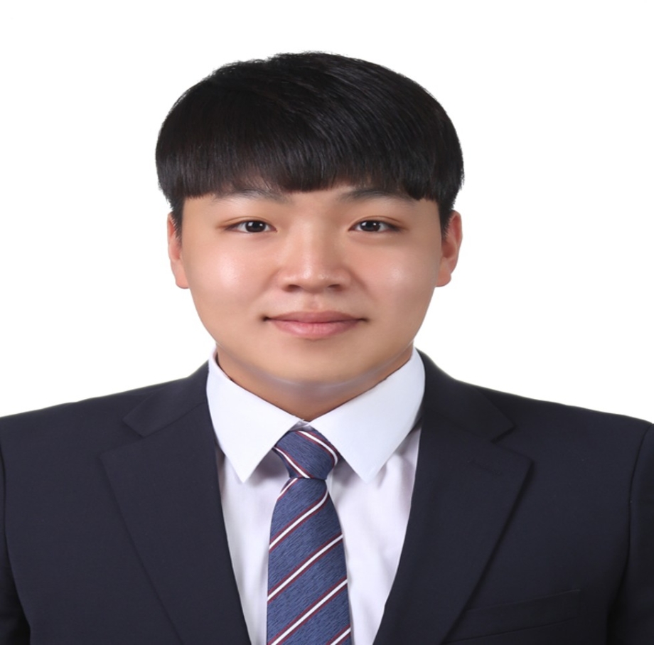 증명사진.jpg