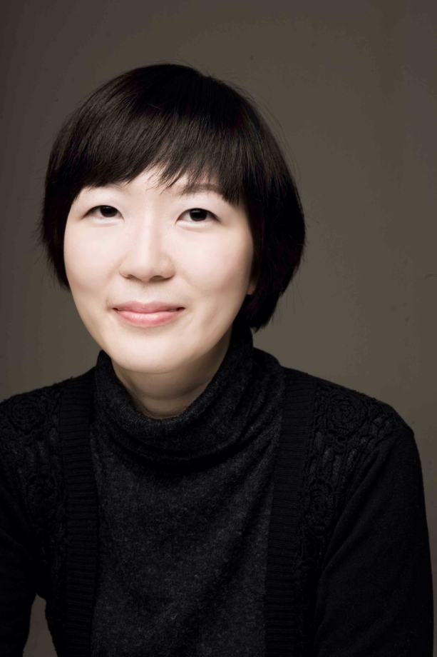 headshot_Youjin Sung