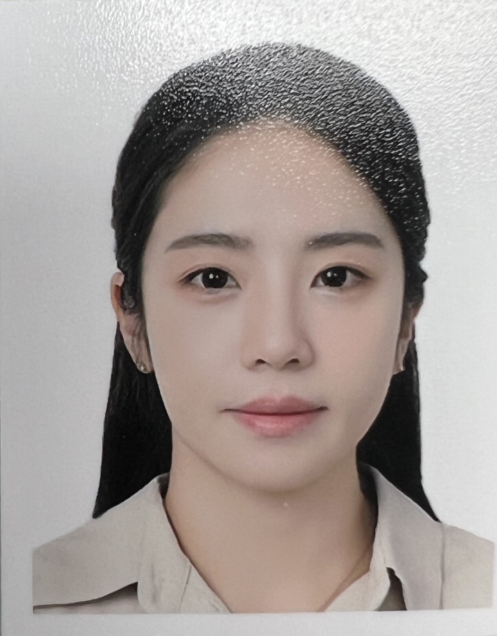 수여니 증명사진.jpg