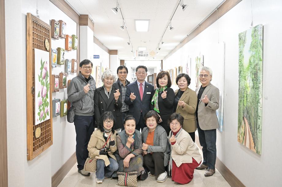 공주시의회 시민예술 공간 천아트 30점 전시 이미지