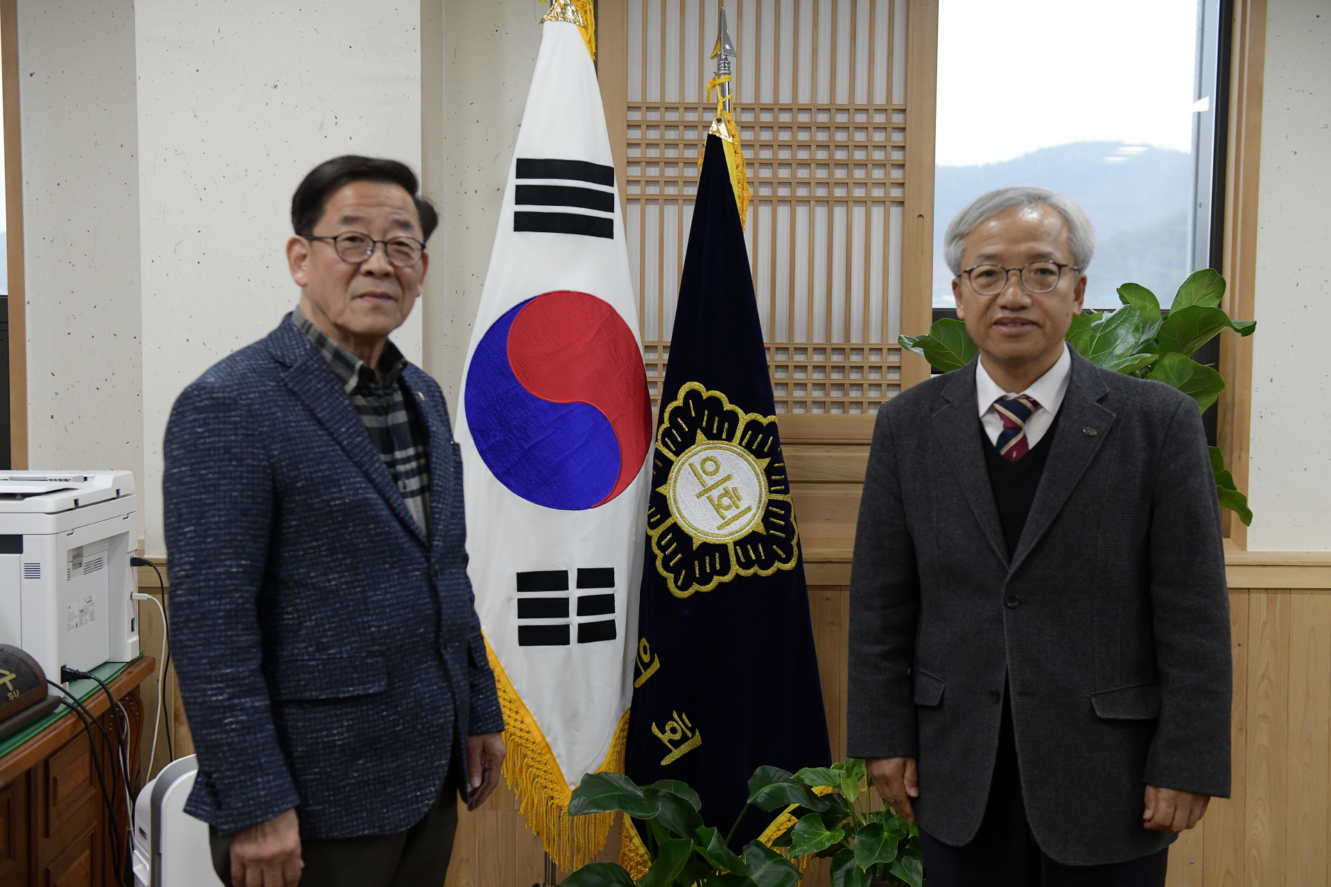 2019년1월7일 국민연금공단 공주부여 신동건지사장 의회방문 이미지