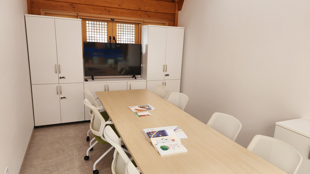 공주시청년센터 커뮤니티실1